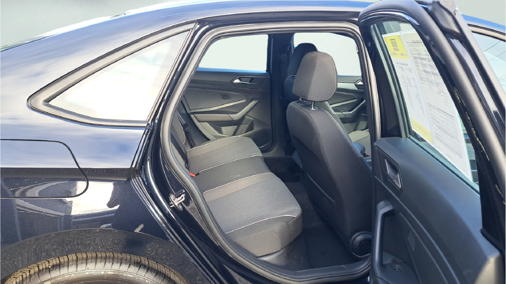 Used 2026 Volkswagen Jetta Sport FWD image 14