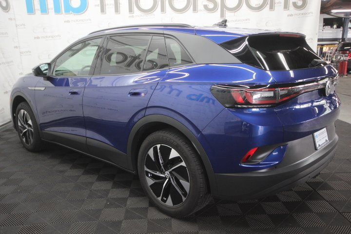 Used 2021 Volkswagen ID.4 Pro S image 3