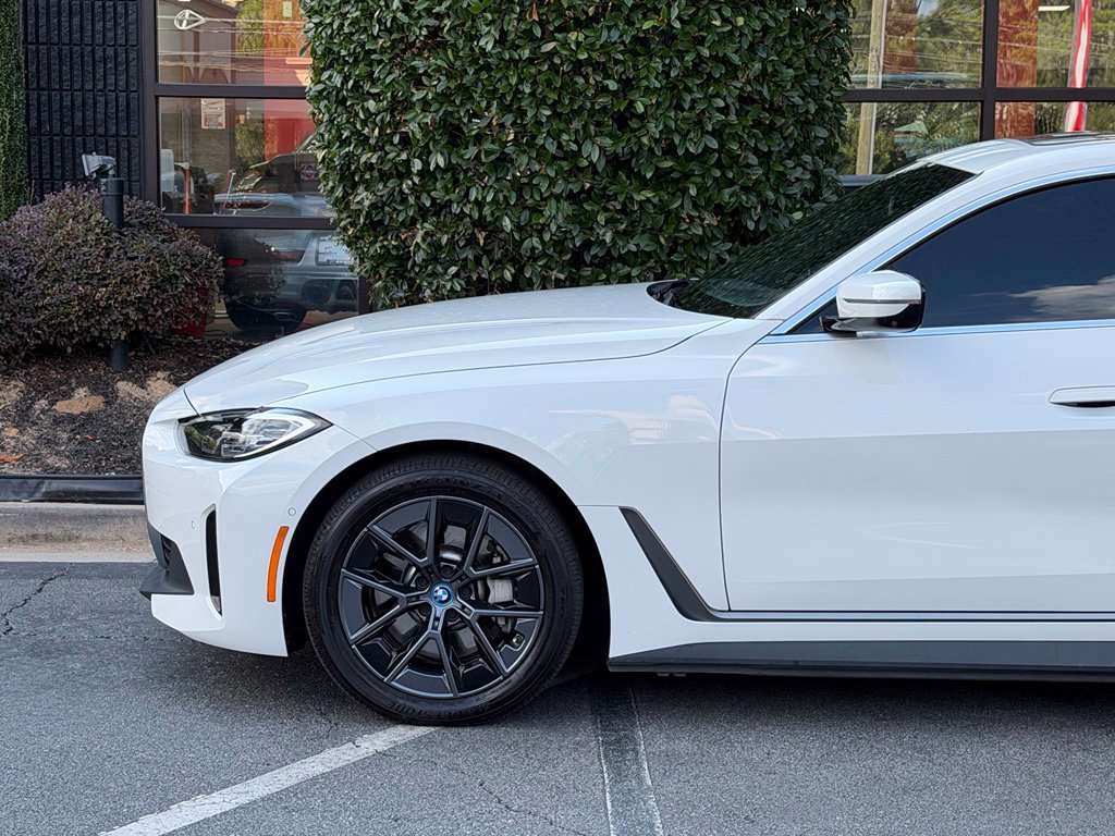 Used 2024 BMW i4 eDrive40 w/ Premium Package RWD image 10