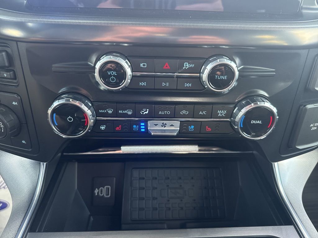 Used 2025 Ford F150 Platinum w/ Equipment Group 702A High image 8