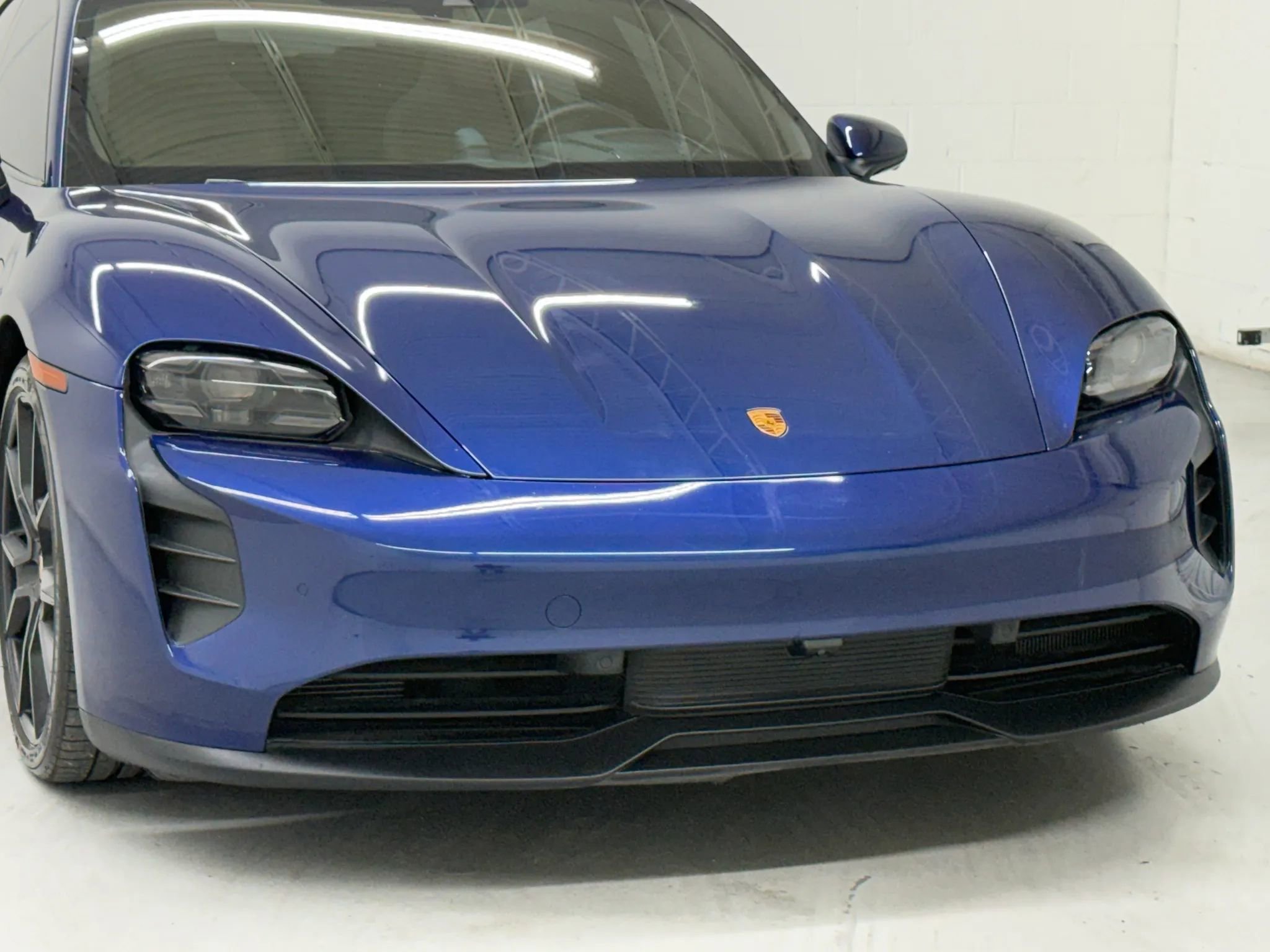 Used 2023 Porsche Taycan GTS AWD/4WD image 45