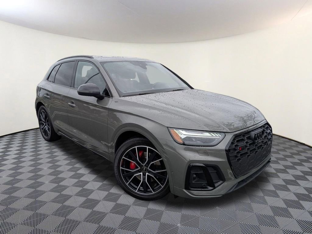 Used 2024 Audi SQ5 Prestige w/ Prestige Package