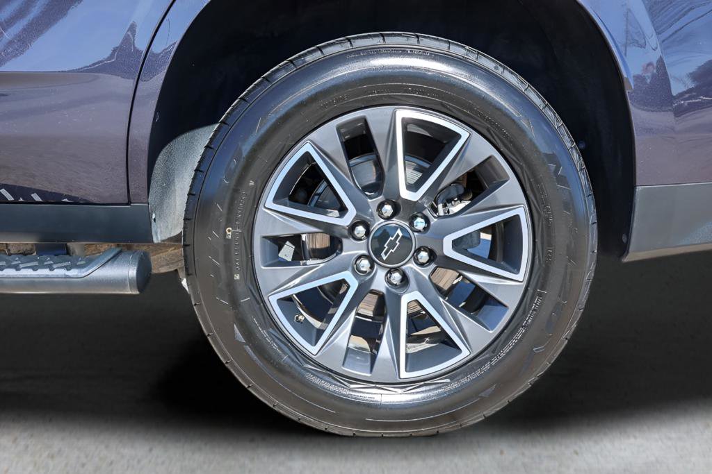 Used 2022 Chevrolet Tahoe Z71 w/ Luxury Package image 40