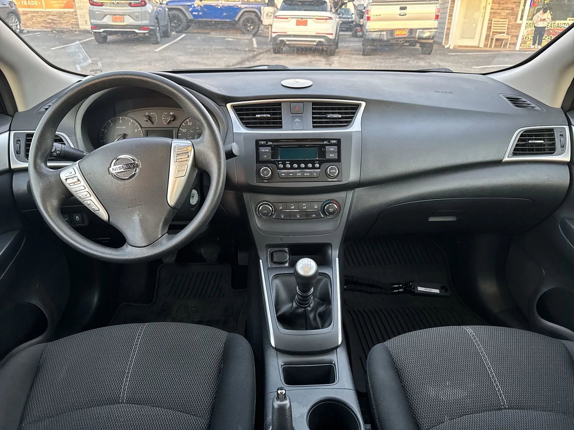 Used 2017 Nissan Sentra S image 11