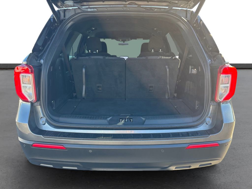 Used 2020 Ford Explorer XLT image 24