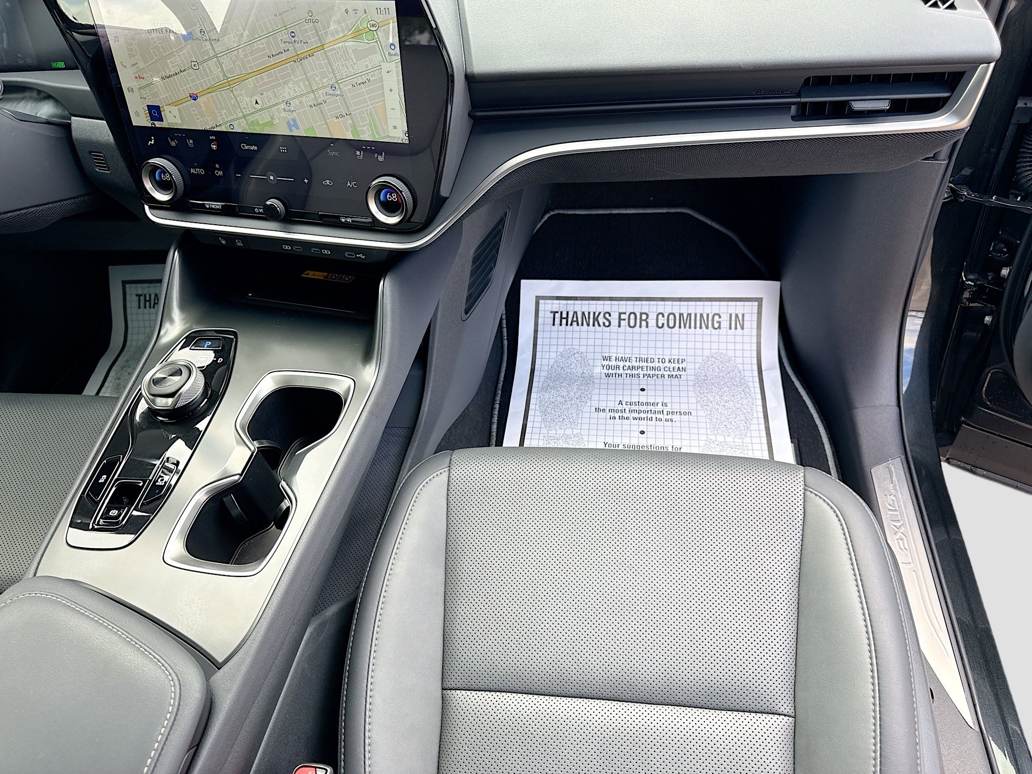 Used 2024 Lexus RZ 450e Premium image 18