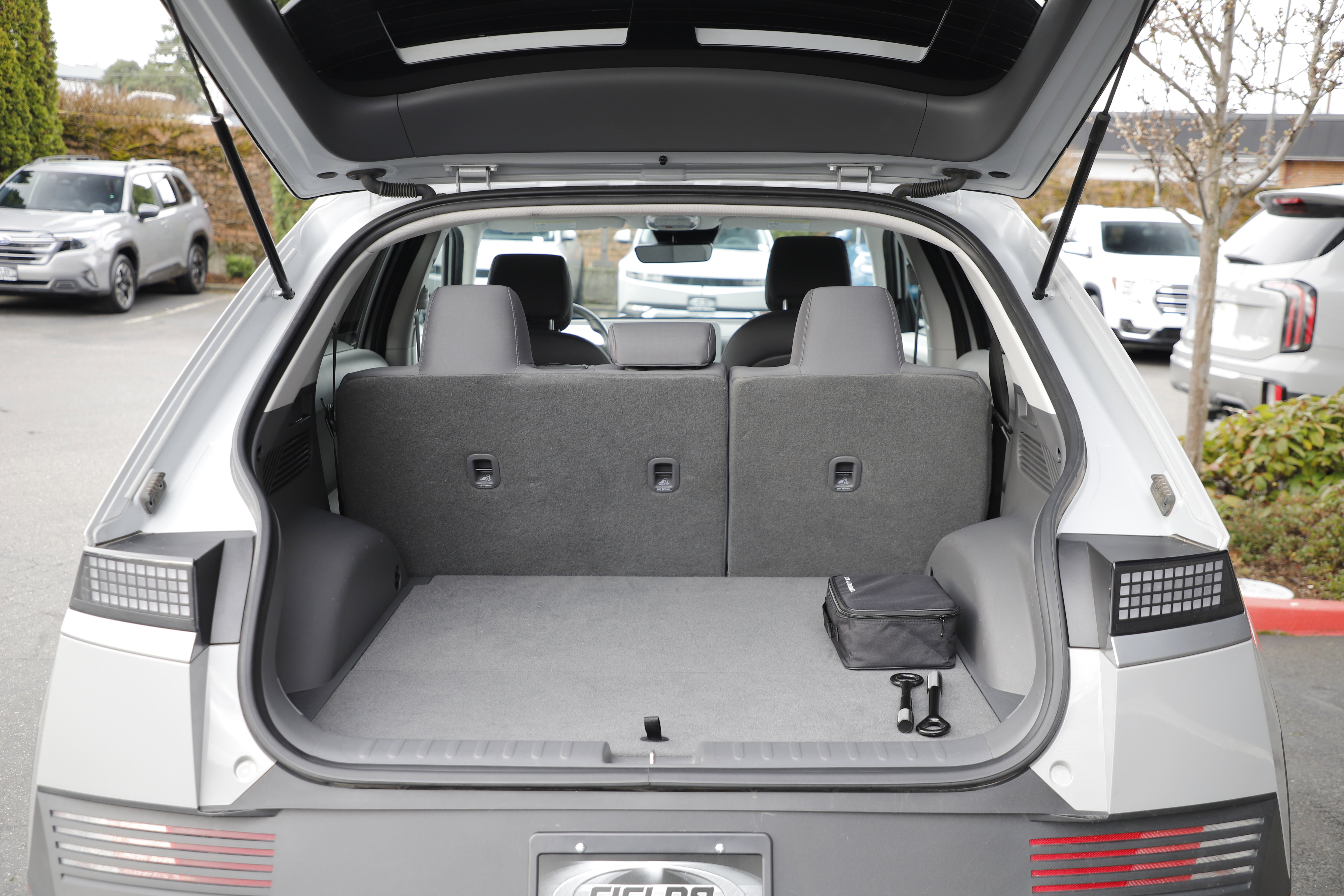 Used 2024 Hyundai Ioniq 5 SE image 16