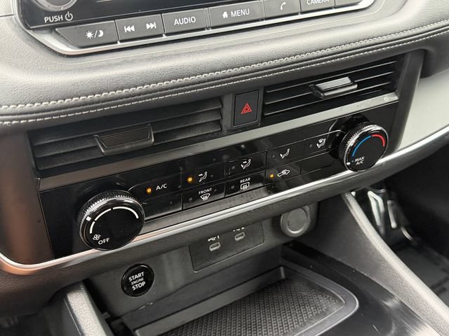 Used 2024 Nissan Rogue S AWD/4WD image 24