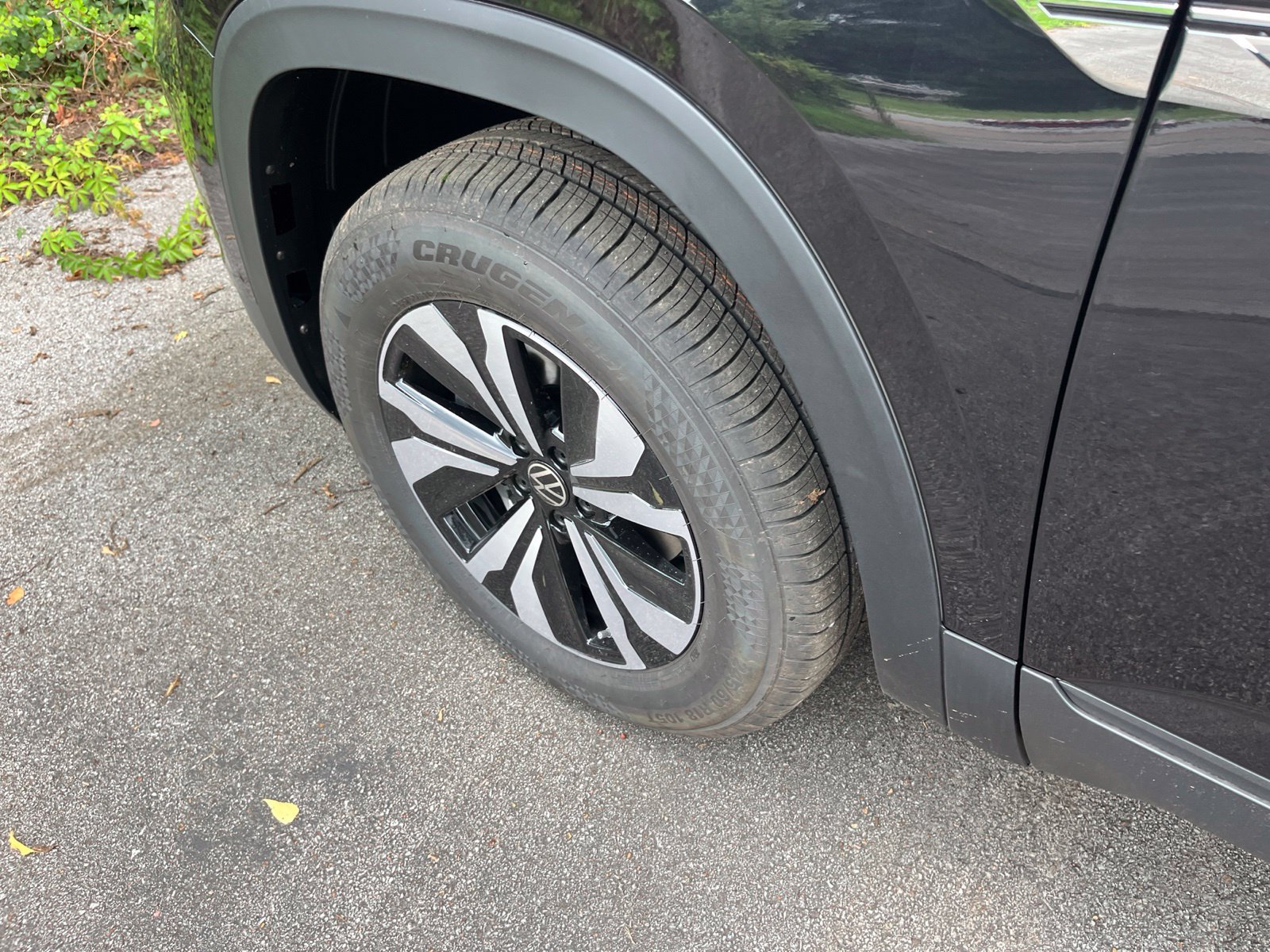 New 2026 Volkswagen Atlas Cross Sport SE FWD image 6