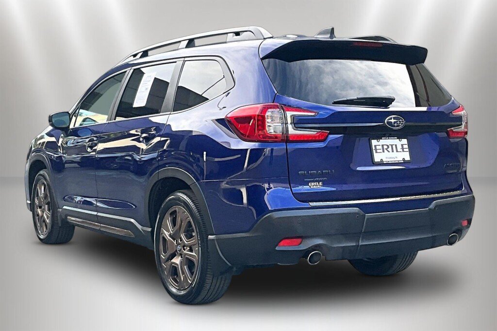 Certified 2026 Subaru Ascent Limited Bronze AWD/4WD image 4