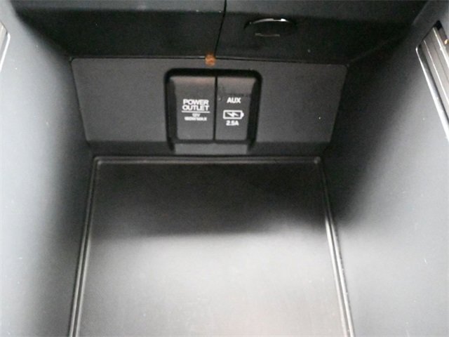 Used 2022 Honda Pilot TrailSport image 3