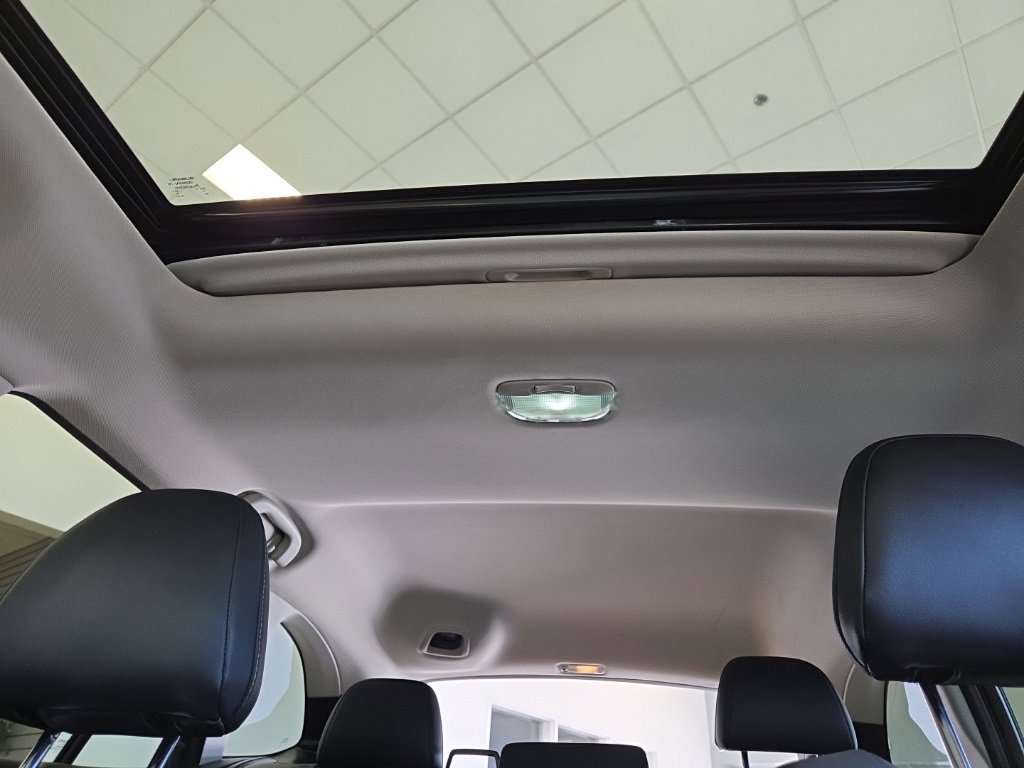 Used 2022 Subaru Outback Onyx Edition XT w/ Popular Package #2 image 13