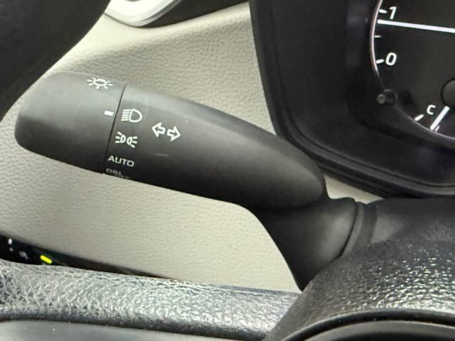 Used 2025 Toyota Corolla LE image 14