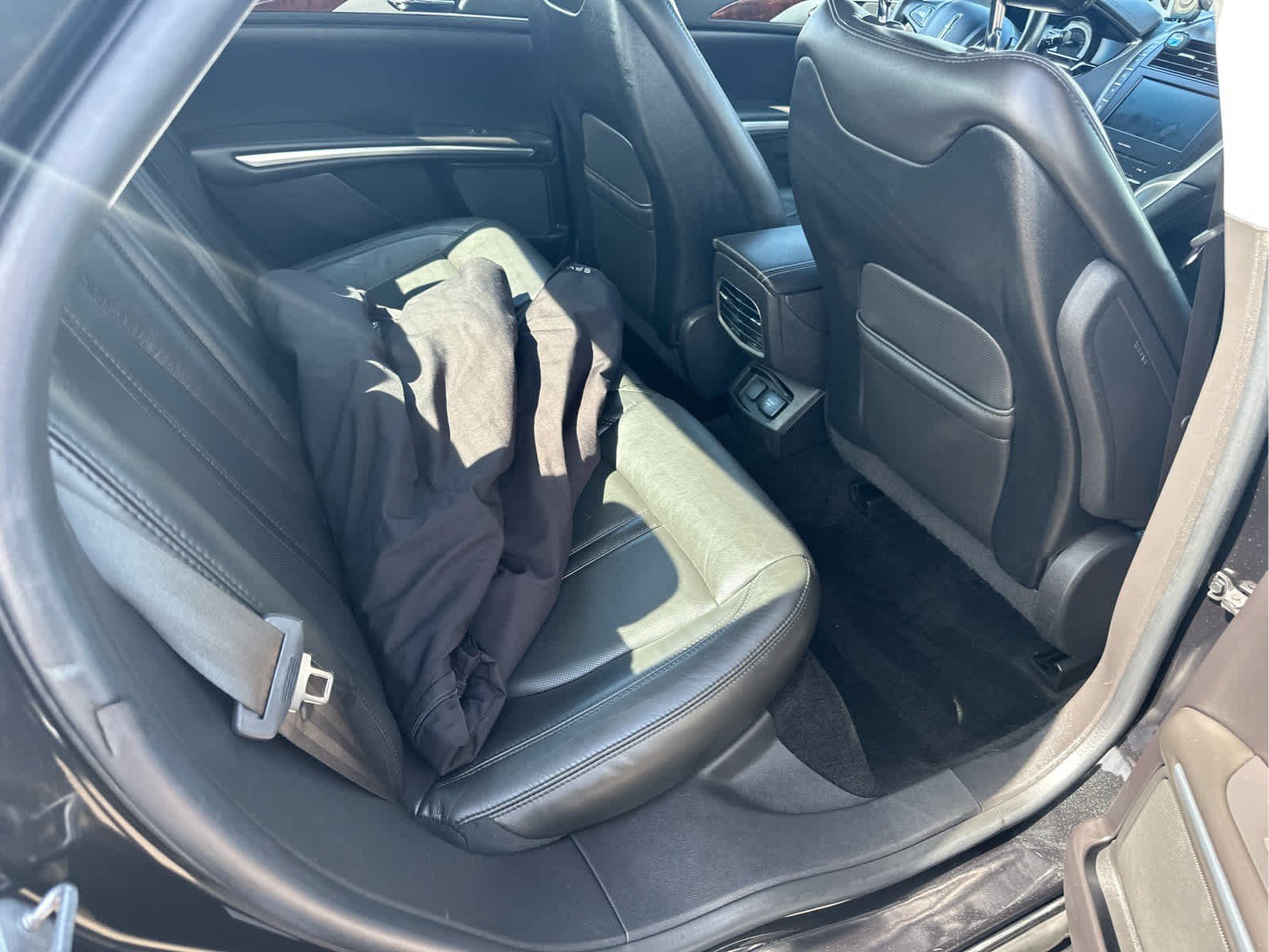 Used 2014 Lincoln MKZ Hybrid w/ Equipment Group 202A Reserve FWD image 7