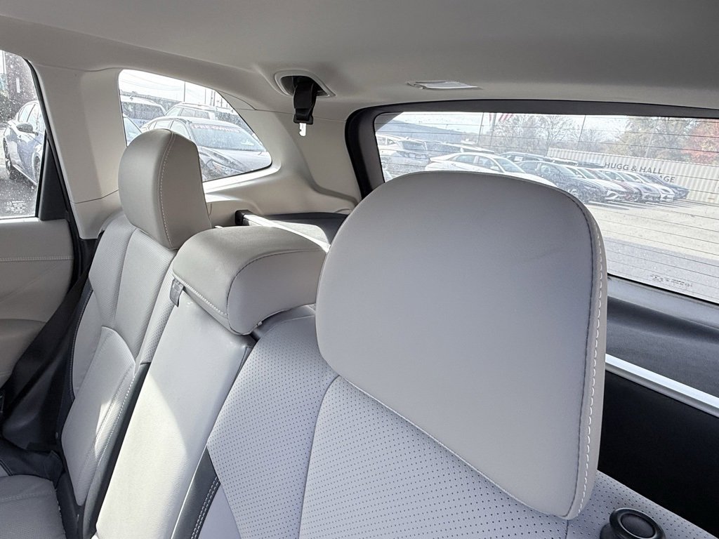 Used 2019 Subaru Forester Limited w/ Popular Package #3 image 32