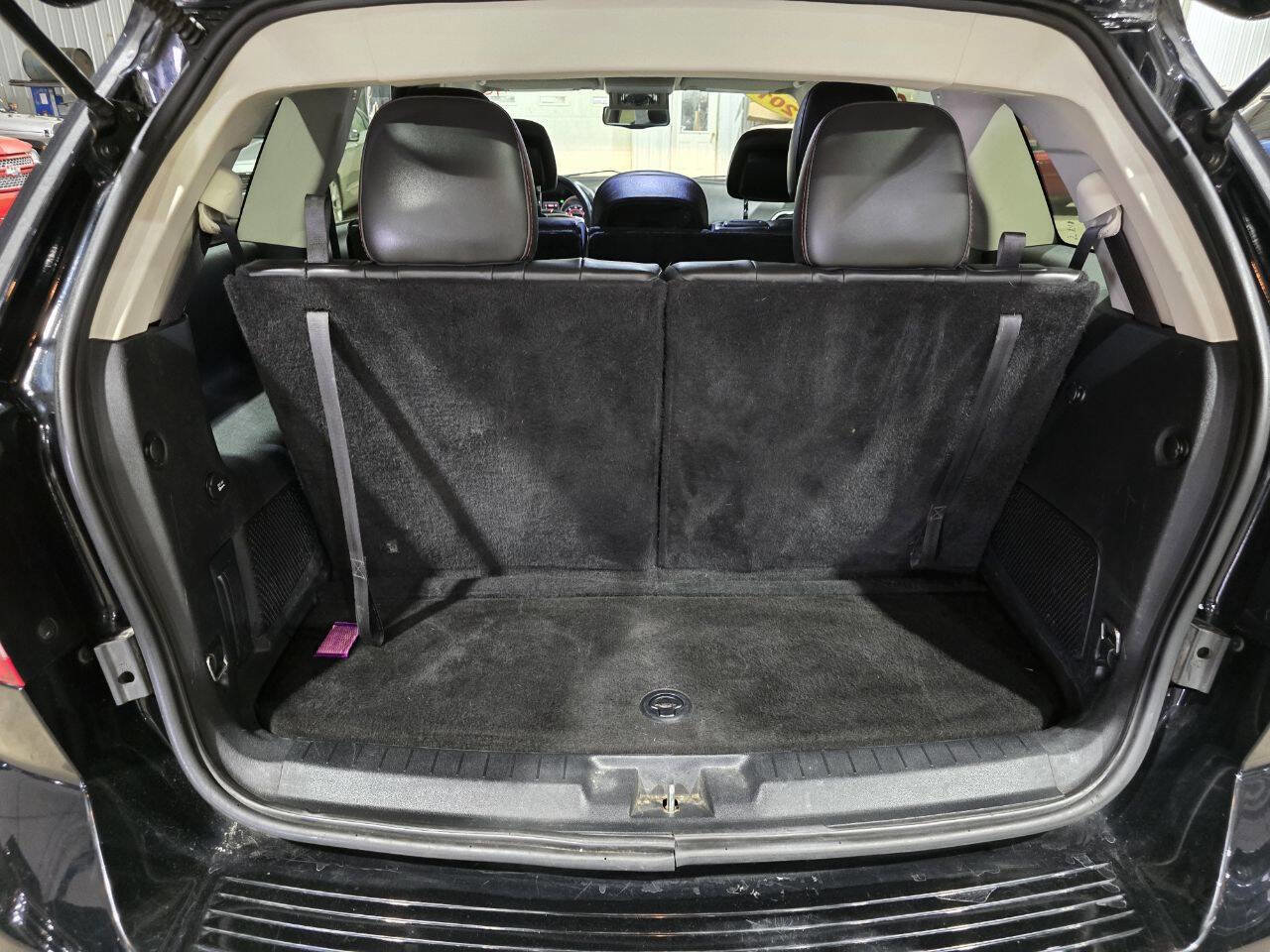 Used 2015 Dodge Journey R/T w/ Flexible Seating Group image 30