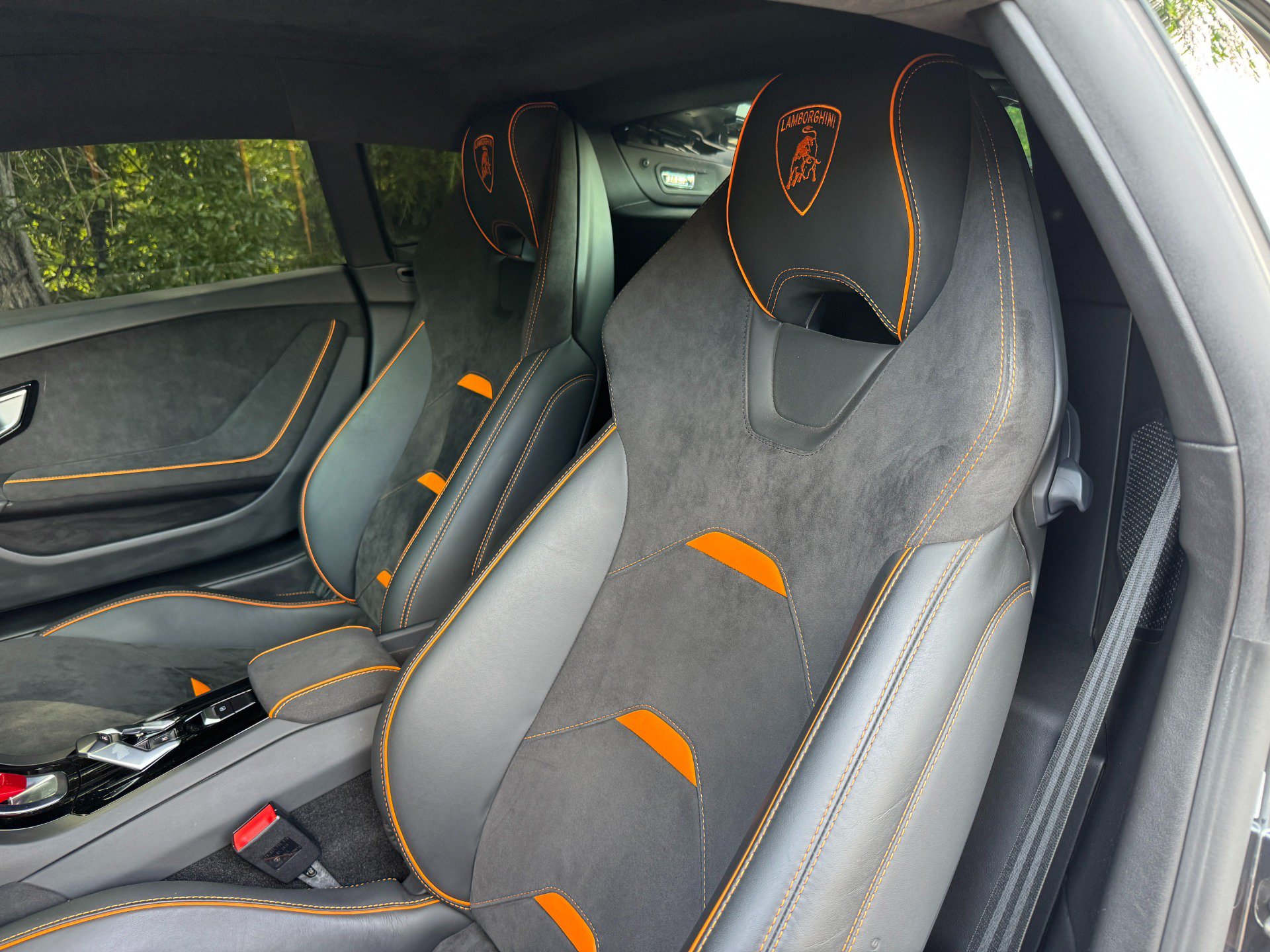 Used 2020 Lamborghini Huracan EVO AWD/4WD image 31