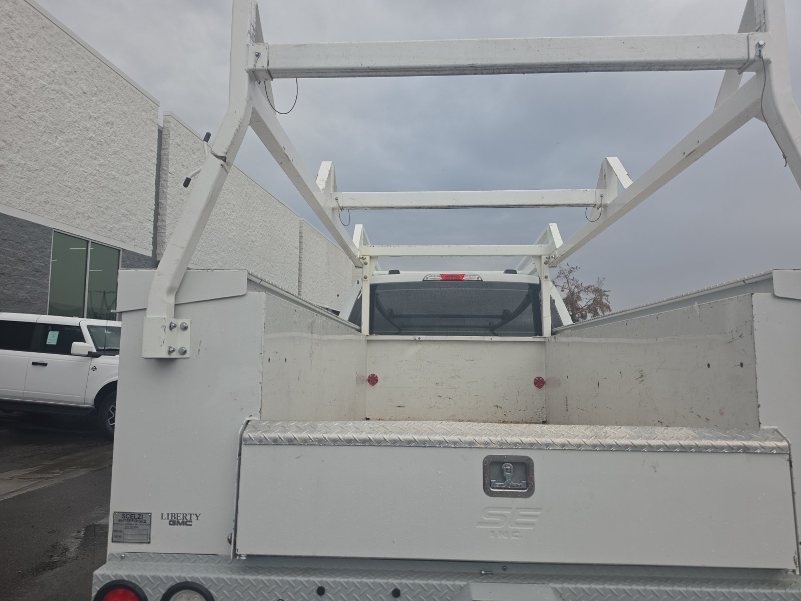 Used 2022 Ford F250 XL w/ STX Appearance Package RWD image 28
