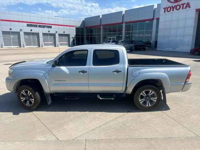 Used 2007 Toyota Tacoma 4x4 Double Cab w/ SR5 Pkg #2 image 7