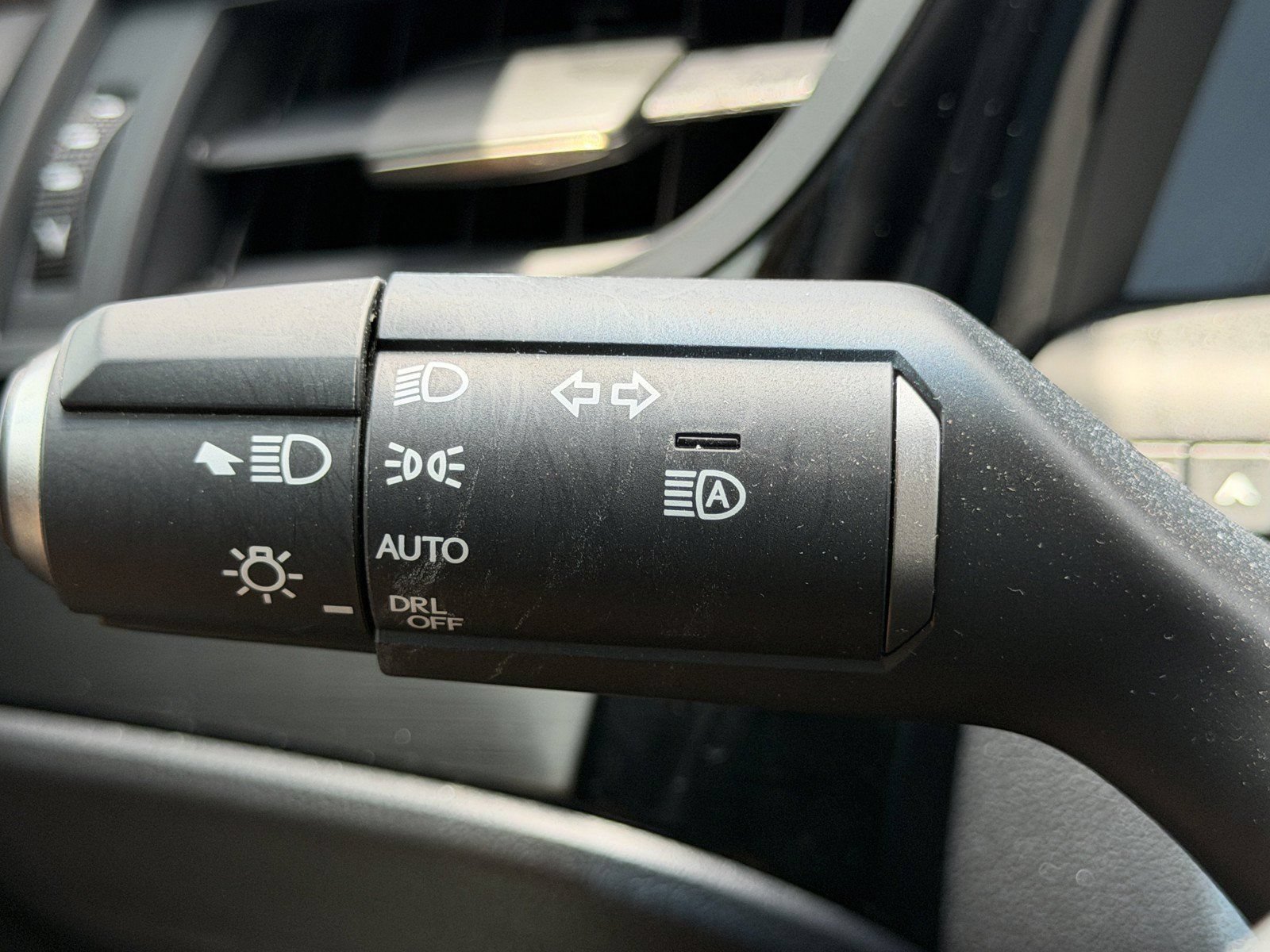 Used 2024 Lexus ES 350 w/ Premium Package FWD image 29