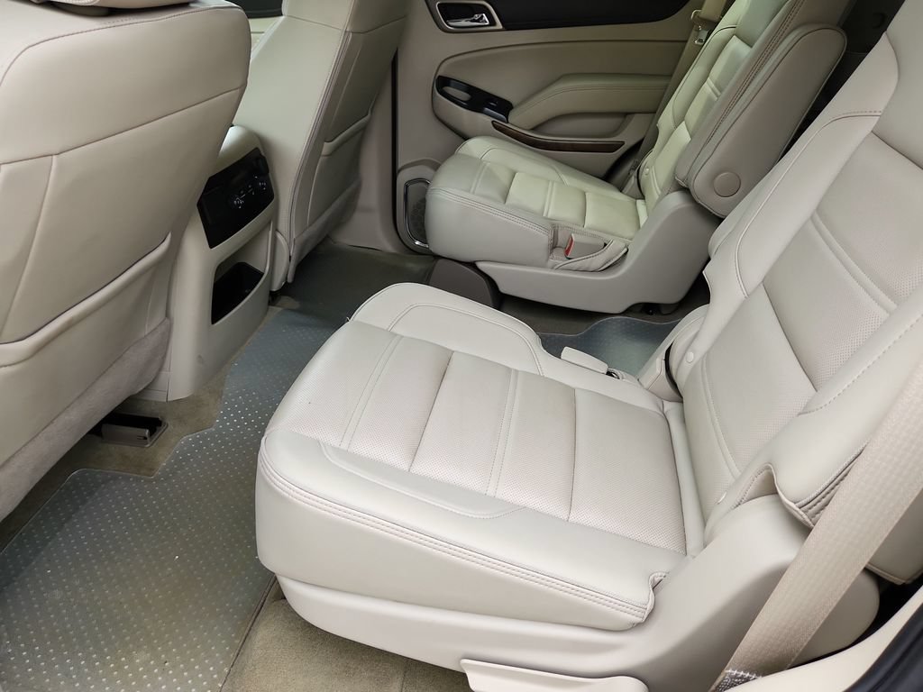 Used 2018 GMC Yukon Denali w/ Enhanced Security Package AWD/4WD image 9