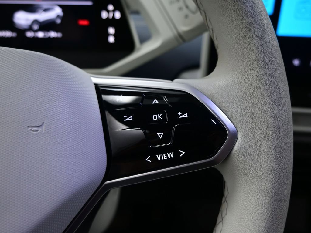 Used 2023 Volkswagen ID.4 Pro S image 14