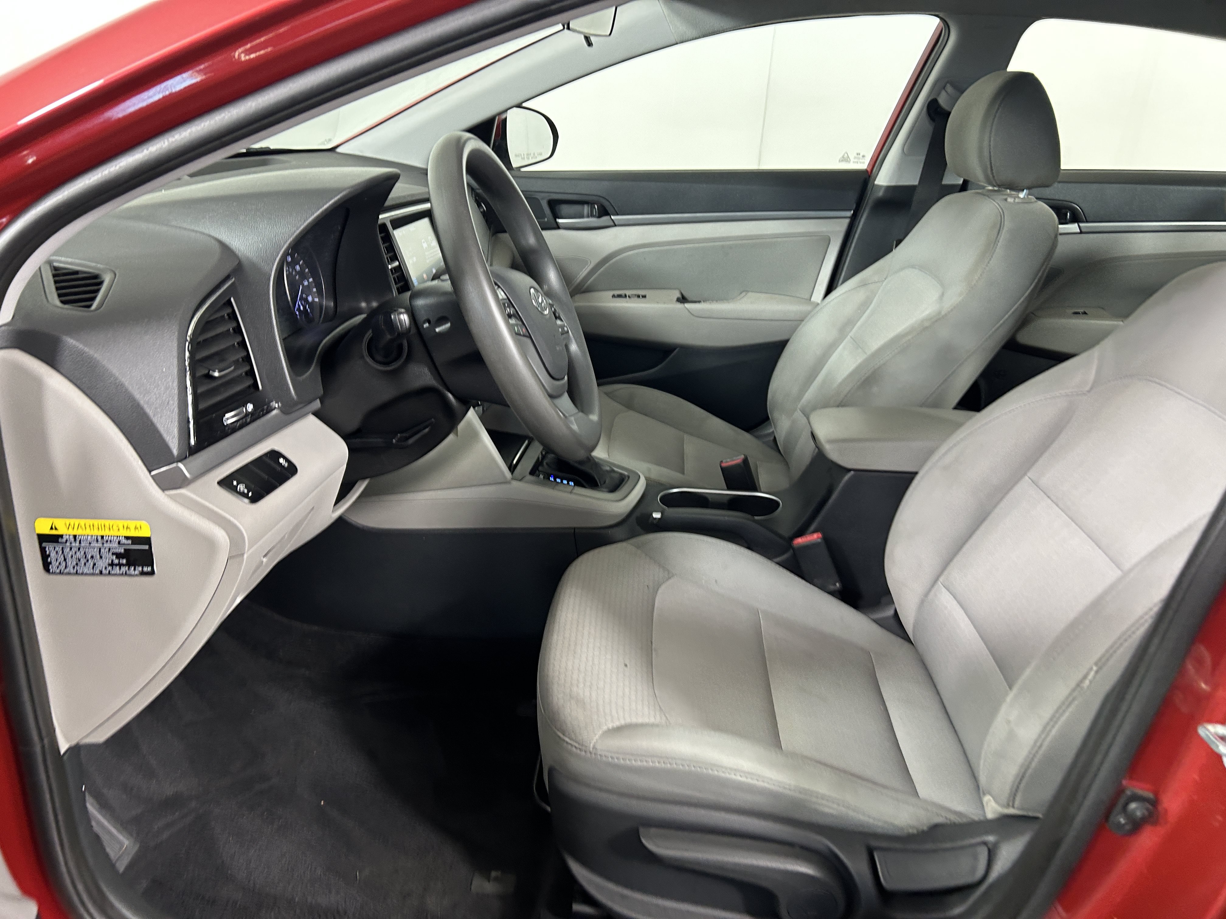 Used 2017 Hyundai Elantra SE FWD image 7