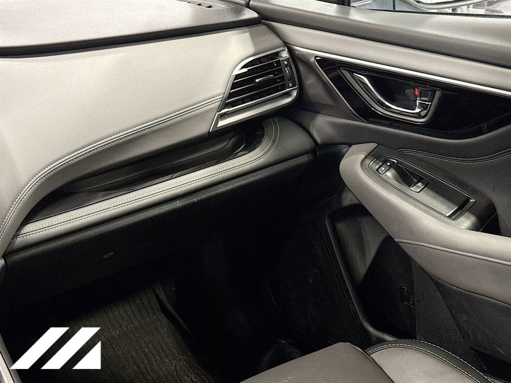 Used 2024 Subaru Outback Onyx Edition image 25