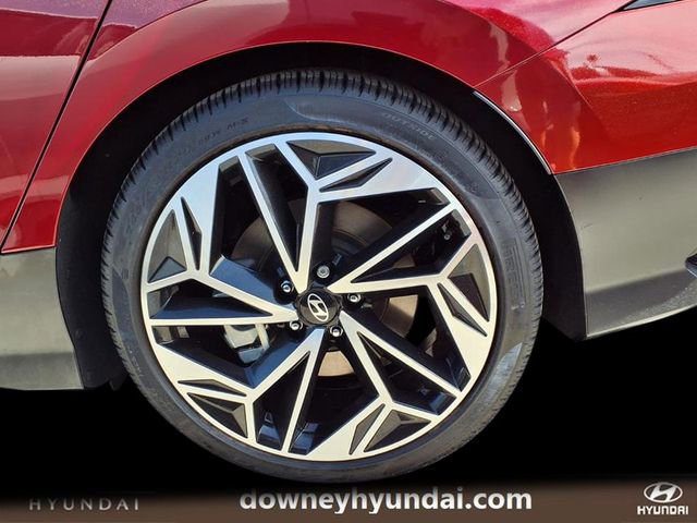 Certified 2025 Hyundai Ioniq 6 SEL image 6