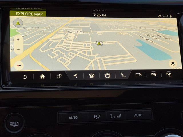Used 2020 Land Rover Discovery HSE Luxury AWD/4WD image 13