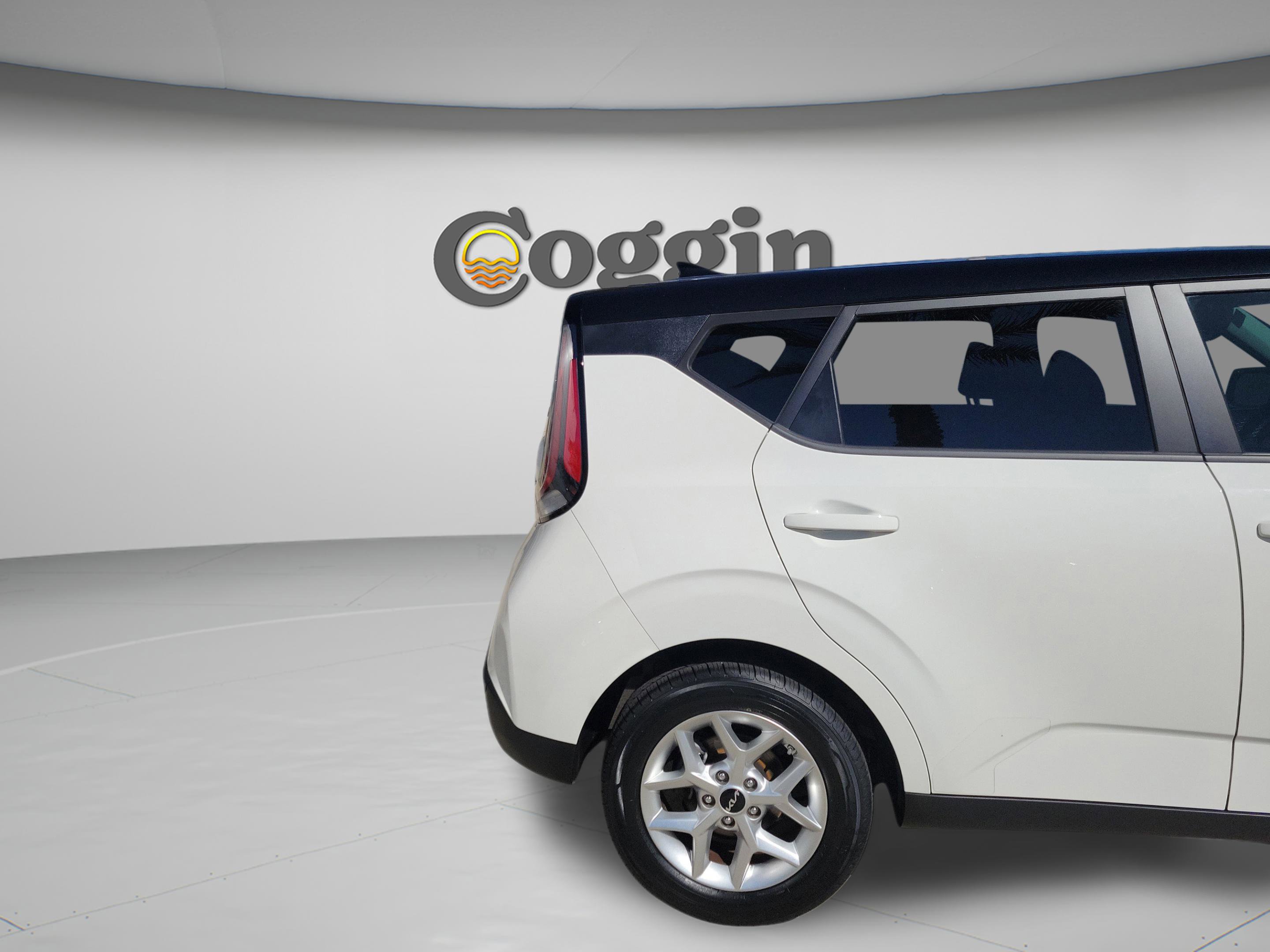 Used 2024 Kia Soul S FWD image 31