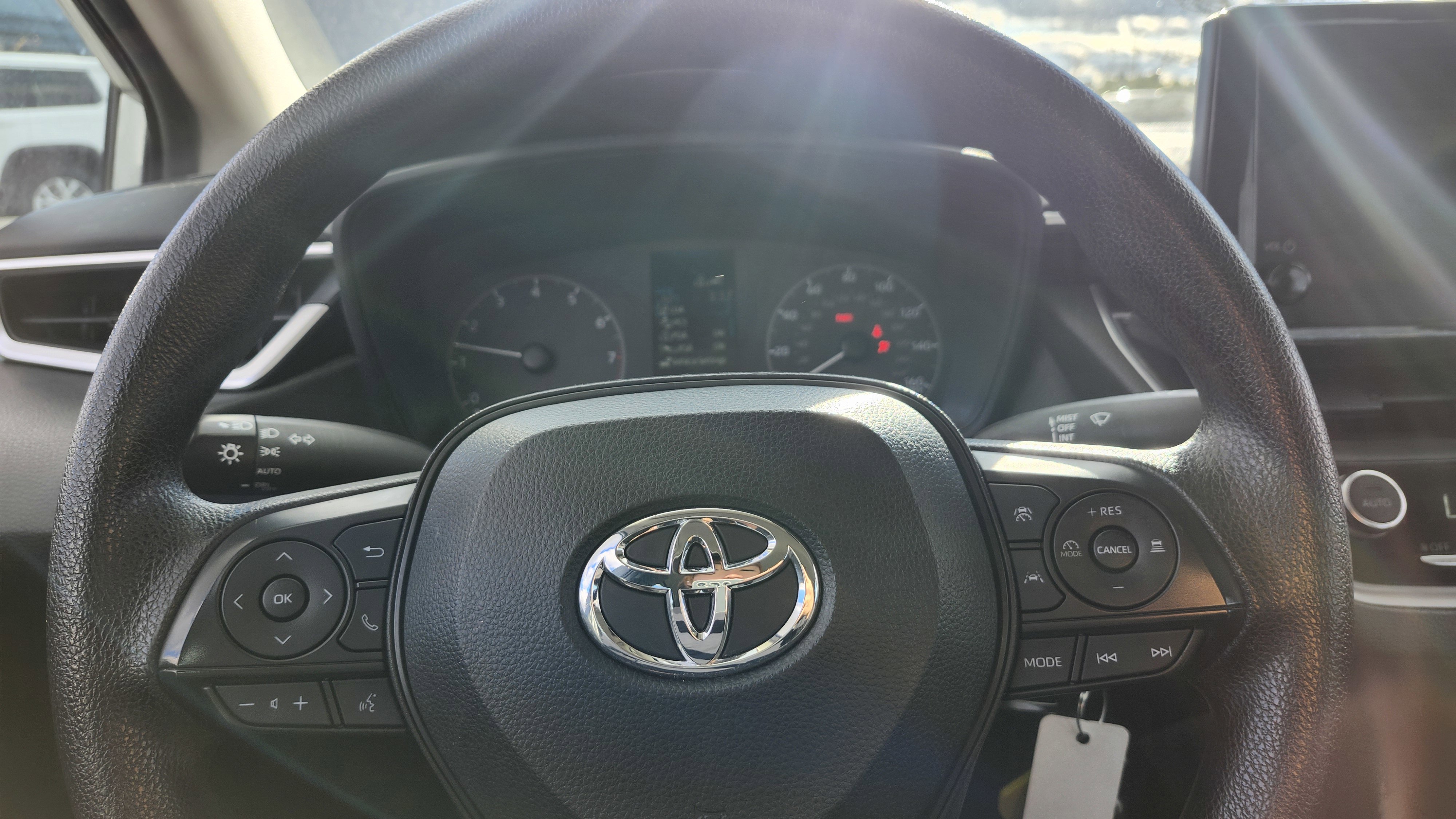 Used 2023 Toyota Corolla LE image 19