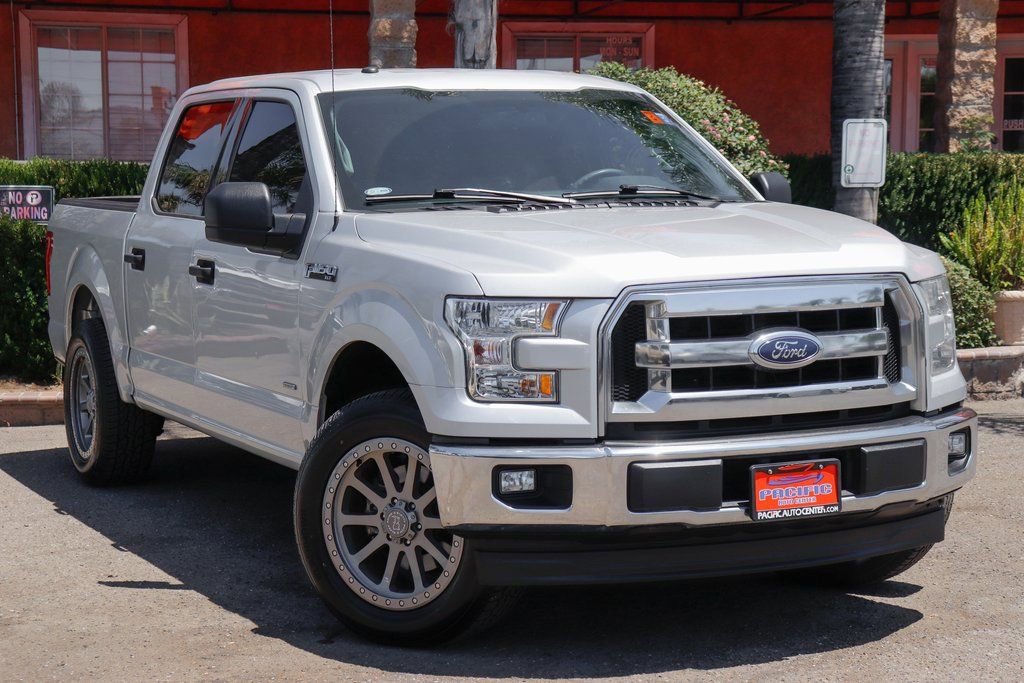Used 2017 Ford F150 XLT image 2