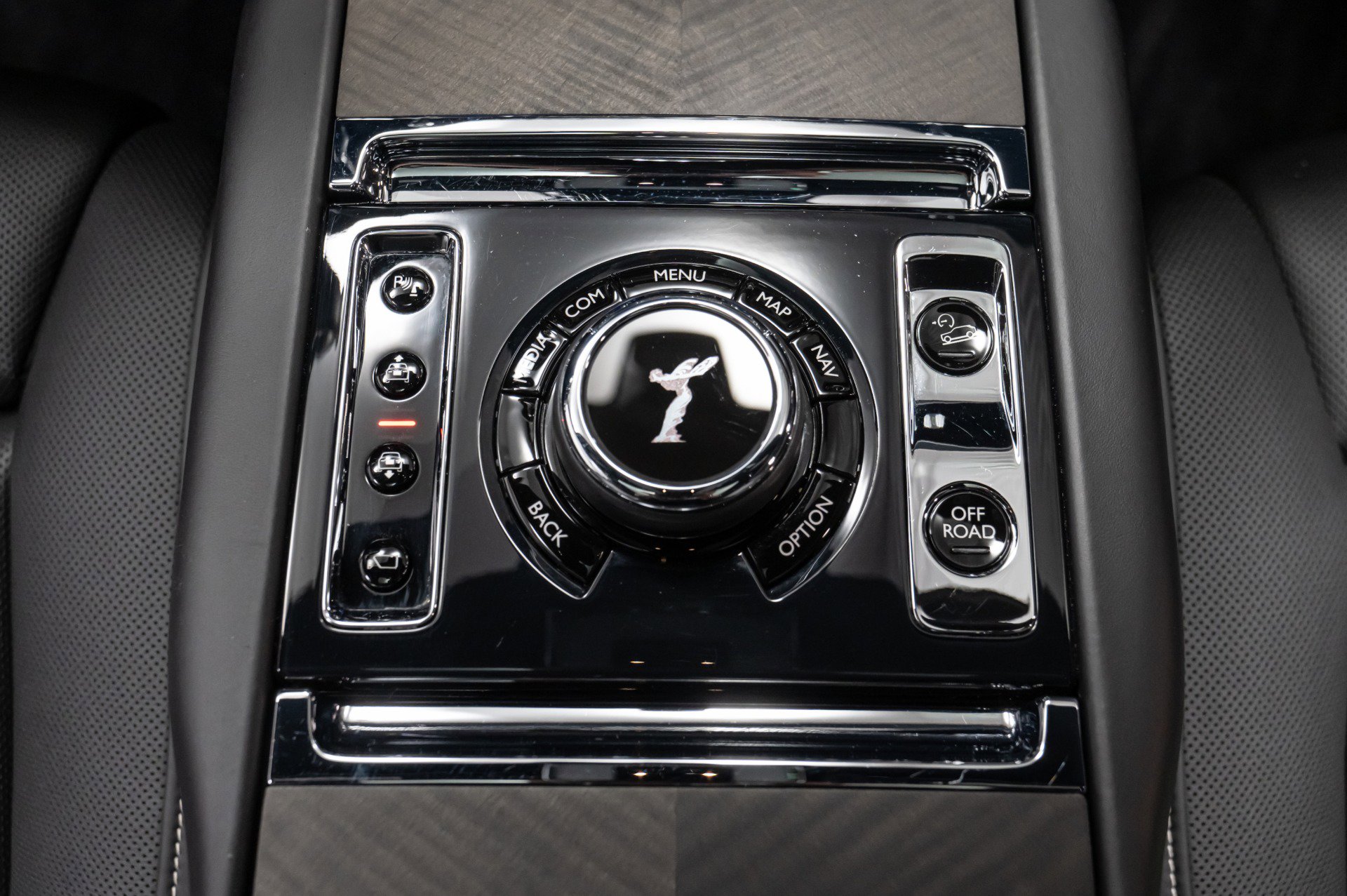 Used 2019 Rolls-Royce Cullinan image 31