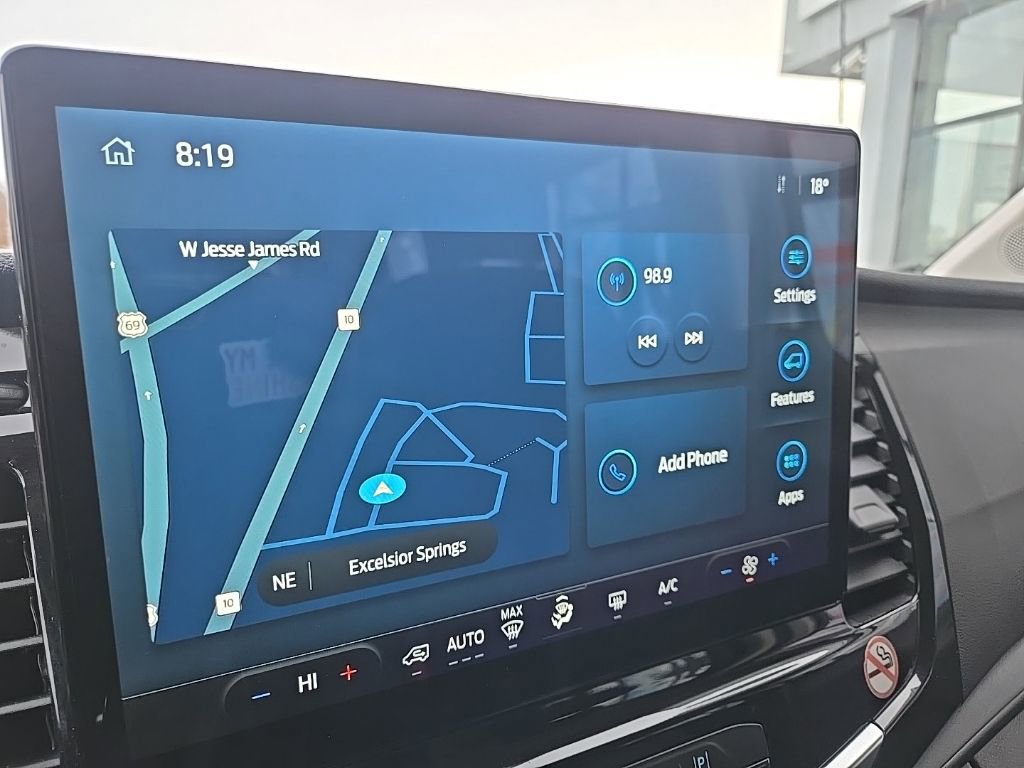 Used 2023 Ford Transit 350 XLT image 54