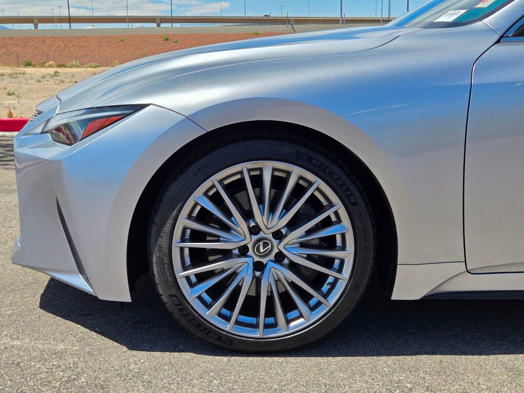 Used 2022 Lexus IS 300 w/ Premium Package RWD image 7