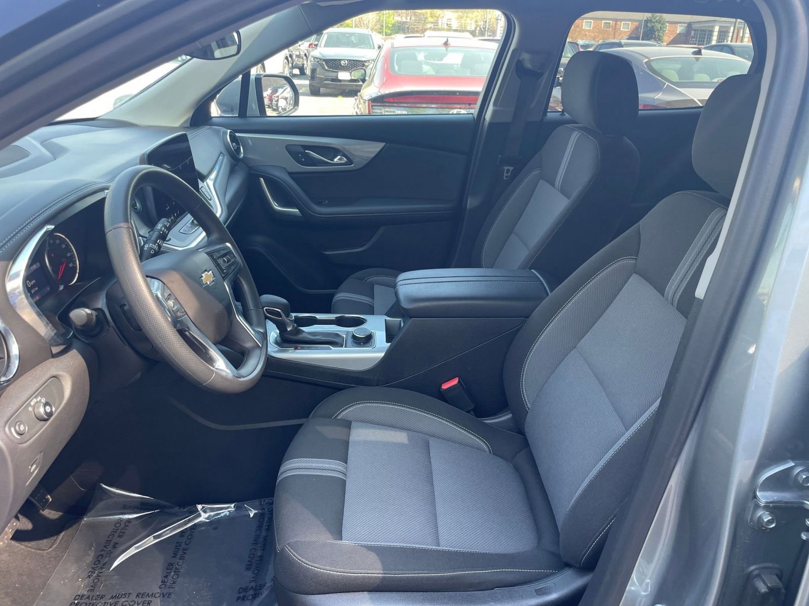 Used 2025 Chevrolet Blazer LT image 25