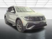 Used 2022 Volkswagen Tiguan SE image 4