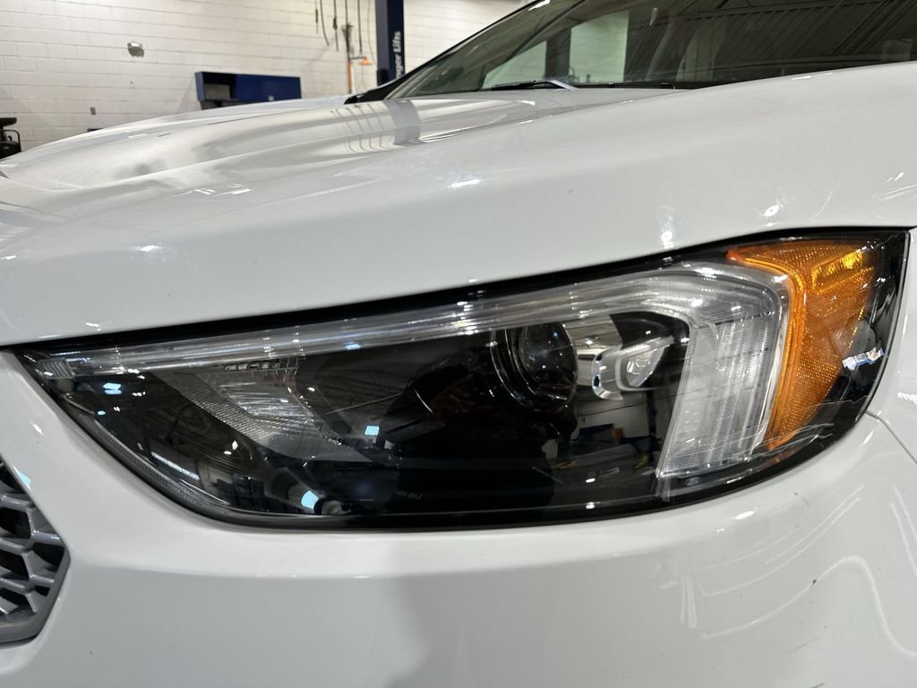 Used 2024 Ford Edge SEL image 26