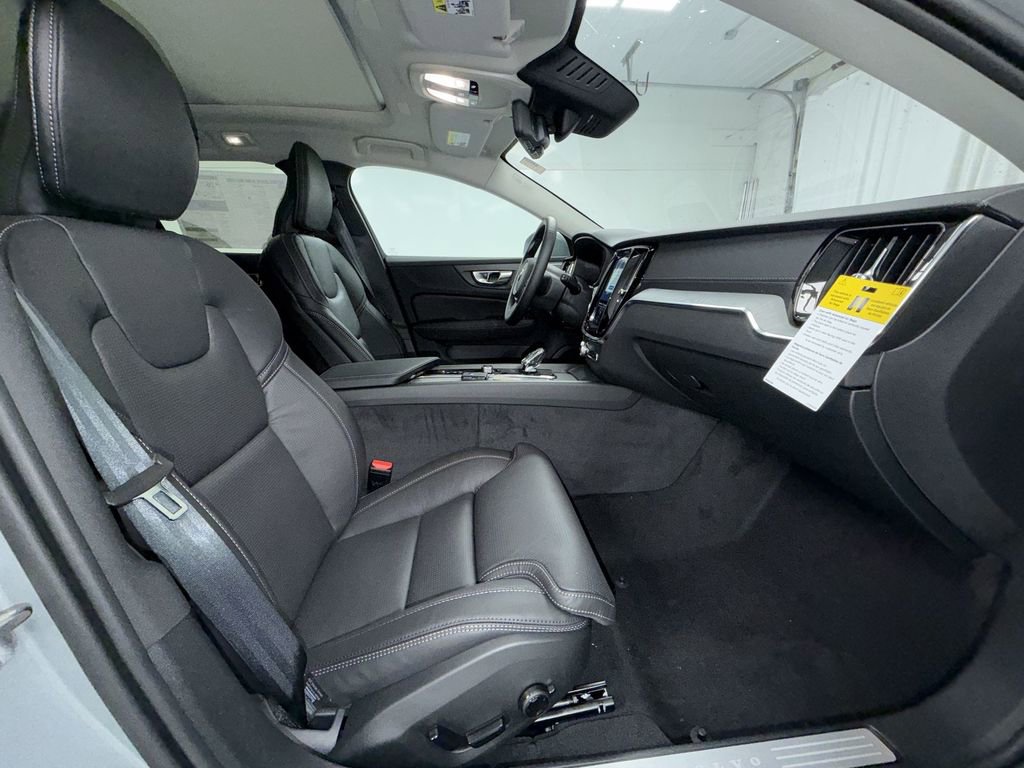 New 2026 Volvo V60 B5 Cross Country Ultra w/ Climate Package image 5