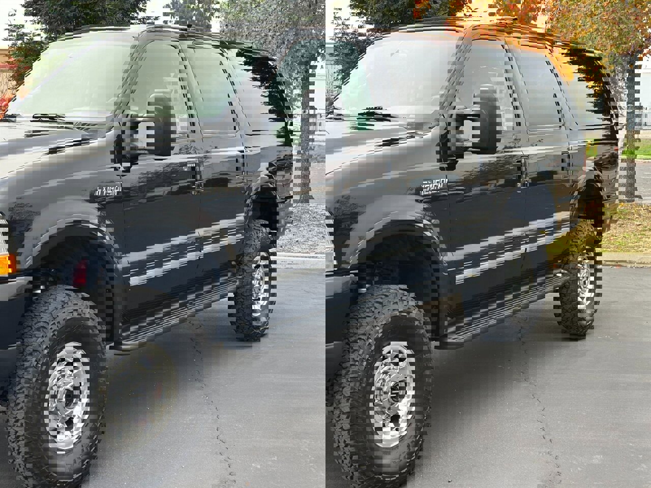 Used 2003 Ford Excursion Limited image 8