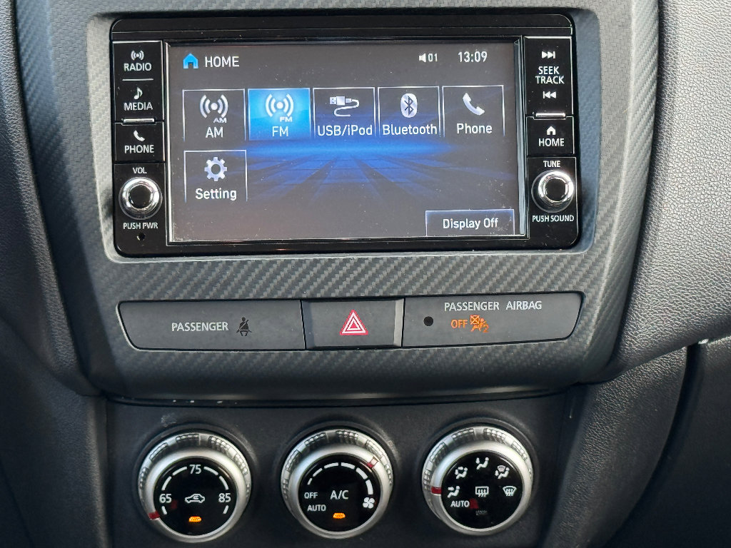 Used 2025 Mitsubishi Outlander Sport SE image 11