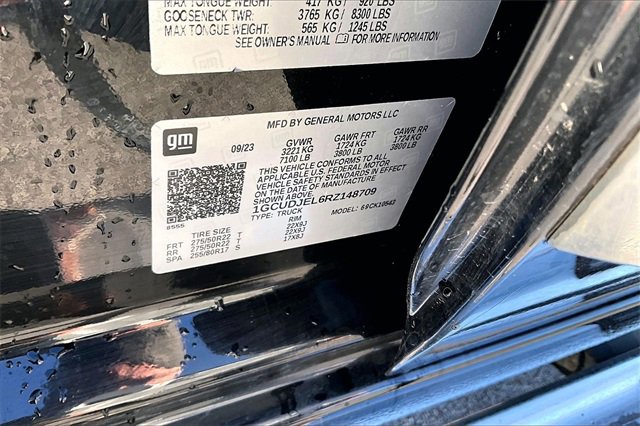 Used 2024 Chevrolet Silverado 1500 High Country w/ Technology Package image 20