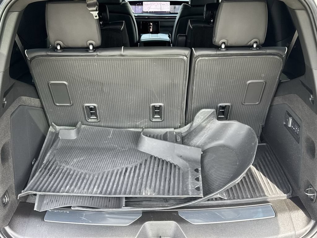 Certified 2026 Cadillac Escalade Sport w/ Touring Package AWD/4WD image 29