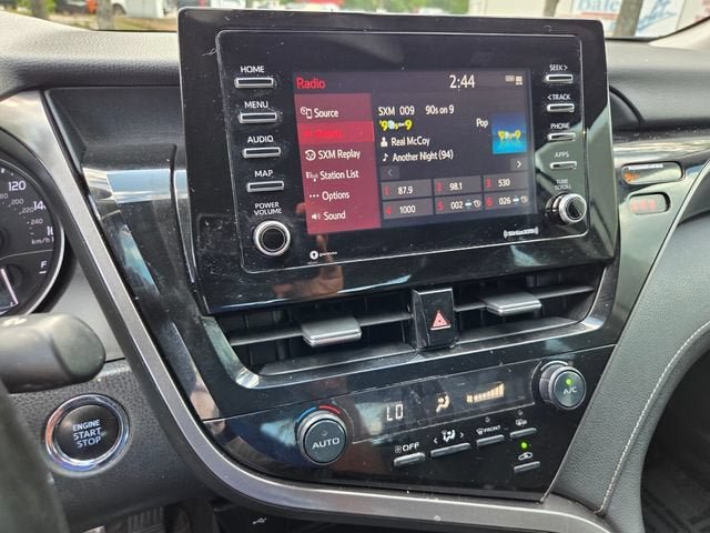 Used 2021 Toyota Camry SE w/ Convenience Package FWD image 26