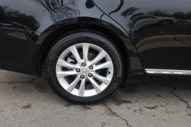 Used 2011 Lexus ES 350 image 24