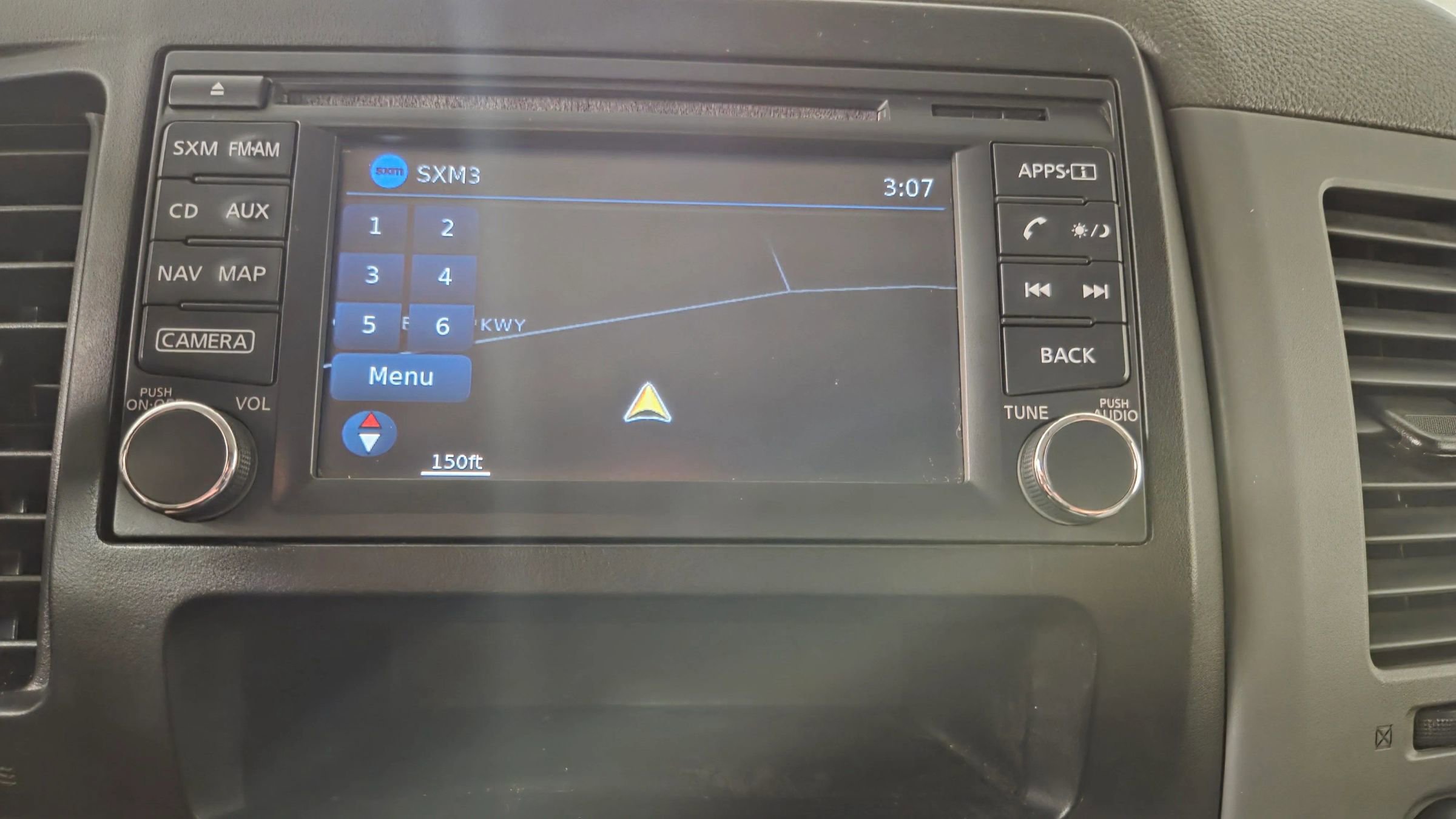 Used 2018 Nissan NV 2500 SV w/ Navigation Package image 25