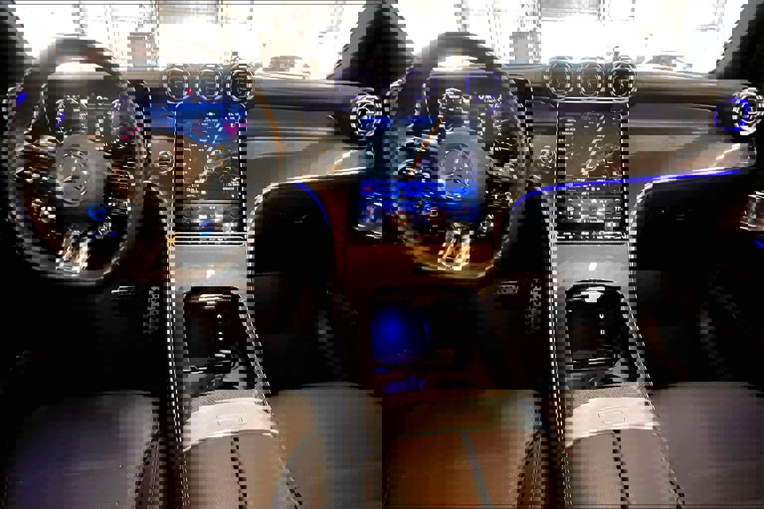 Used 2025 Mercedes-Benz GLC 43 AMG 4MATIC Coupe image 16