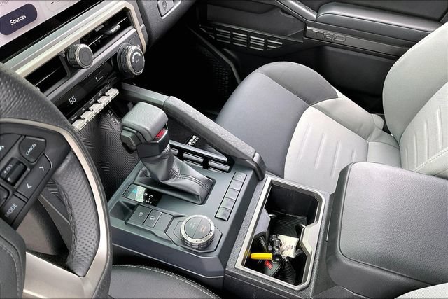 Used 2025 Toyota Tacoma TRD Sport RWD image 13