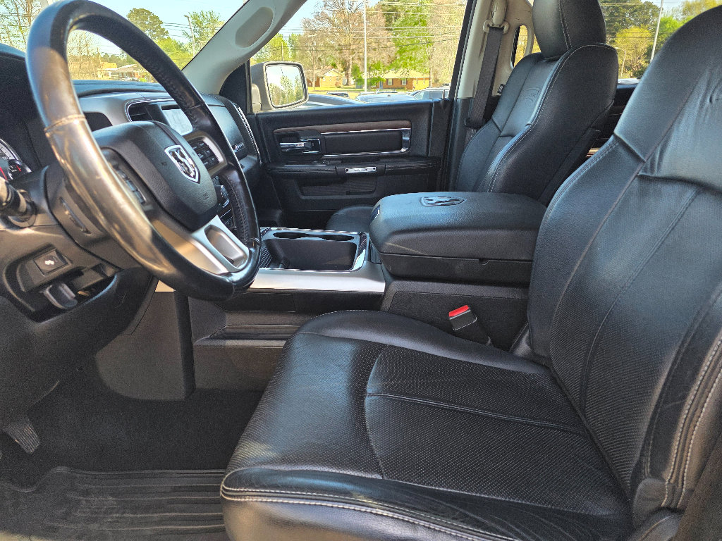 Used 2019 RAM 1500 Laramie w/ Convenience Group image 14